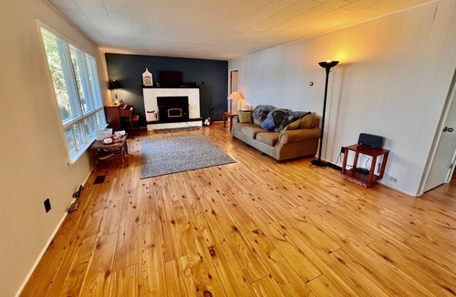 Kirkfield Cottage | Canal Lake Cottage