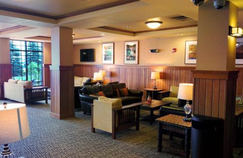 Downtown - Waterfront Hotel | Canal Park Lodge