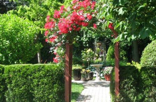 Historic Old Town House | Canterbury Inn