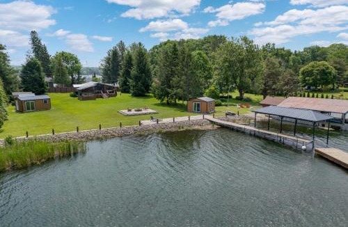 Mallorytown House | Captain JaC's Hideaway
