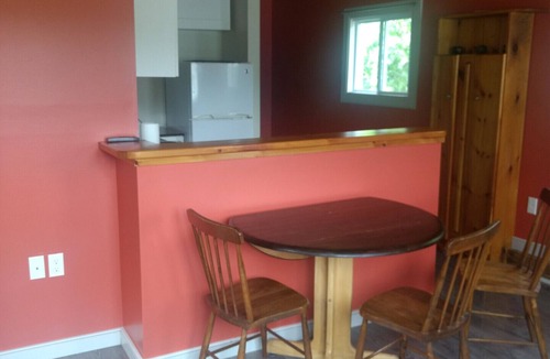 Newboro Villa | Captains Quarter in Newboro Ontario in the Heart of the Rideau