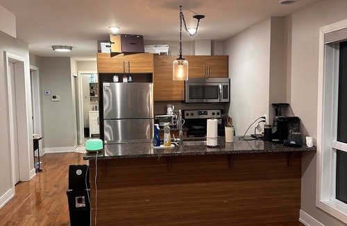 Alta Vista Apartment | Captivating Three-Bedroom Apartment with Spectacular Windowsnn