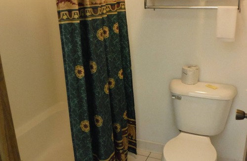 Cannon Falls Hotel | Caravan Motel