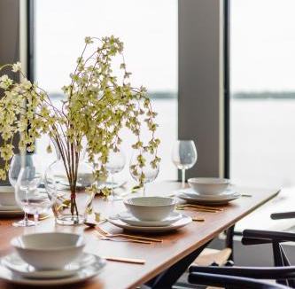 Severn House | Casa Luna Chic Lakehouse BBQ Game Room LakeViews