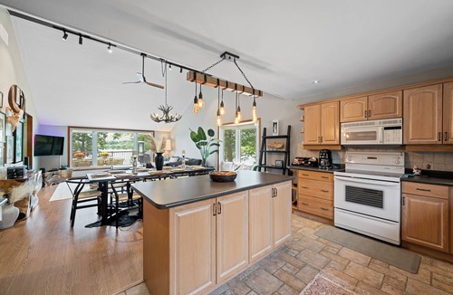 Otonabee-South Monaghan Cottage | Casa Suerte, Luxury Stay