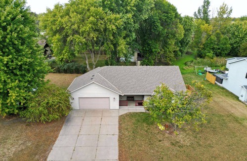 Annandale House | Cedar Circle - Patio Home