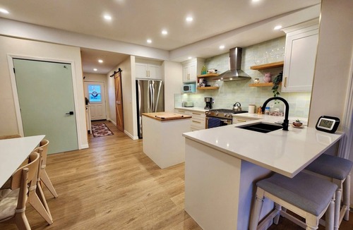 Southeast Calgary House | Central, Private, Family- and Pet-friendly Home in Calgary