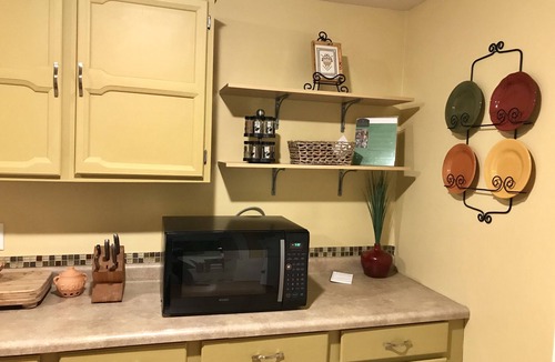 Northrup House | Century Cottage-PERFECT for Mayo & downtown visitors!
