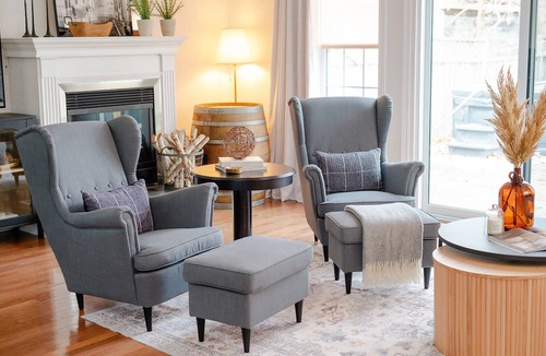 Bloomfield House | Century Home centrally located in Prince Edward County (located in Bloomfield)