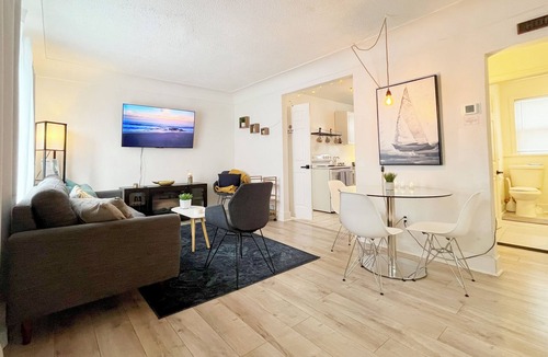 Port Dalhousie House | Charming Home in Coveted Port Dalhousie – Steps from the Lake!