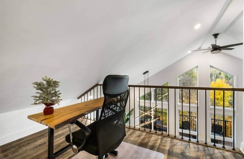 Sainte-Beatrix Ski Chalet | Chalet Artemis & Spa | Waterfront