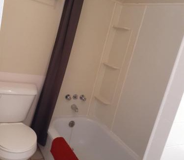 Castlegar Hotel | Chameleon Hotel