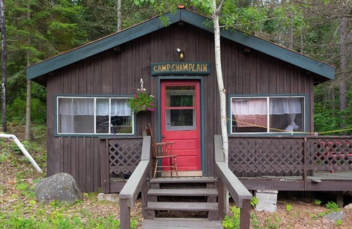 Papineau-Cameron Cottage | Champlain Cottage