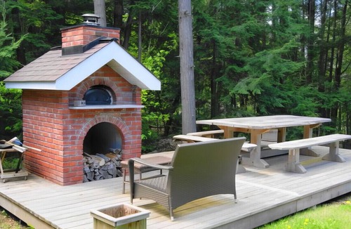 North Kawartha House | Chandos Lake Magic: Stunning Vistas, Beauty, and Sunsets