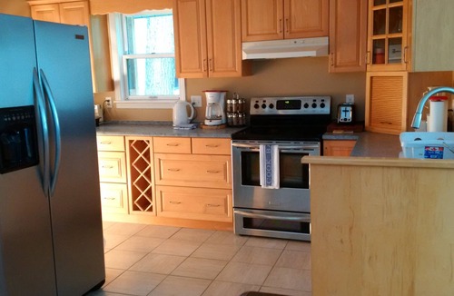 Leeds and the Thousand Islands Apartment | Charleston Lake Blue Heron