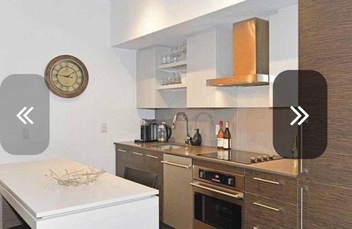 Little Portugal Condo | Charming 1-bedroom condo in marvelous Toronto with WiFi, King West