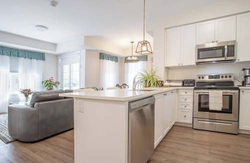 Clarington Condo | Charming 2-bedroom in wonderful Clarington with AC