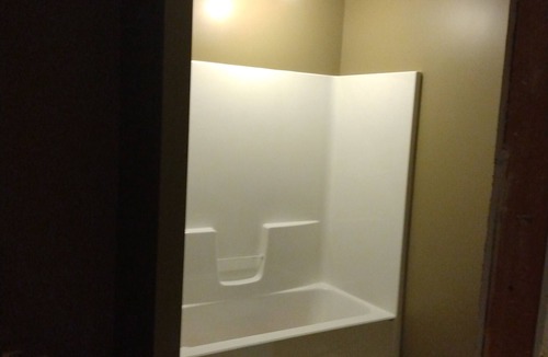 Blue Earth County Apartment | Charming 3-bedroom apartment in lower level of home. Eagle Lake with AC, WiFi