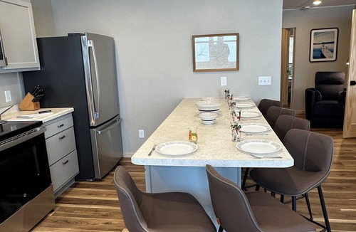 Dent Cabin | Charming 3-bedroom cabin right on the sandy shore of beautiful Star Lake.