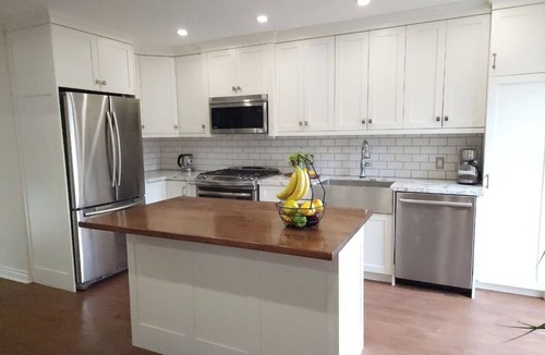 Barrie House | Charming 3-bedroom house with WiFi, AC in delightful Barrie