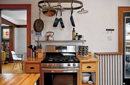 Kingfield House | Charming 3-bedroom house in wonderful Minneapolis with WiFi, AC