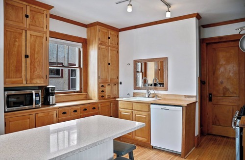 Kingfield House | Charming 3-bedroom house in wonderful Minneapolis with WiFi, AC