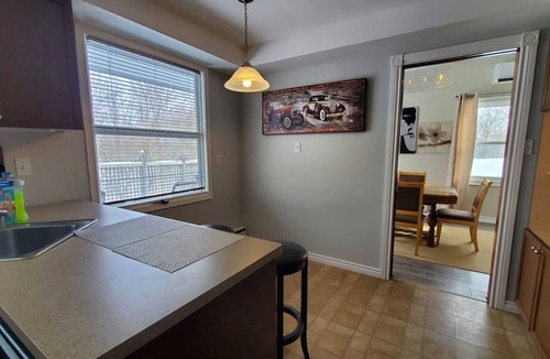 Caledon House | Charming 4-bedroom house in Caledon East with WiFi, AC