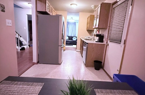 Belleville House | Charming 4-bedroom house in wonderful Belleville with WiFi, AC