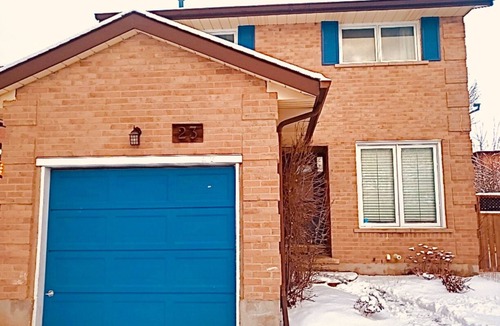 Belleville House | Charming 4-bedroom house in wonderful Belleville with WiFi, AC