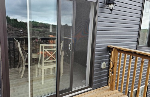 Welland House | Charming 4-bedroom house with WiFi and AC in lovely Welland lic#289