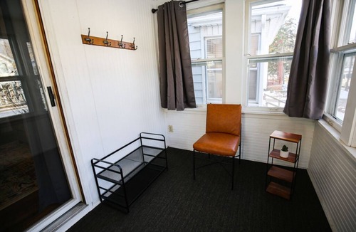 West Seventh House | Charming and Historic 5BR Near DT, Irvine Park and Cathedral Hill