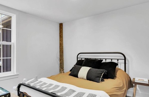 Sparta House | Charming and Rustic Farmhouse-style home in the heart of Sparta, ON