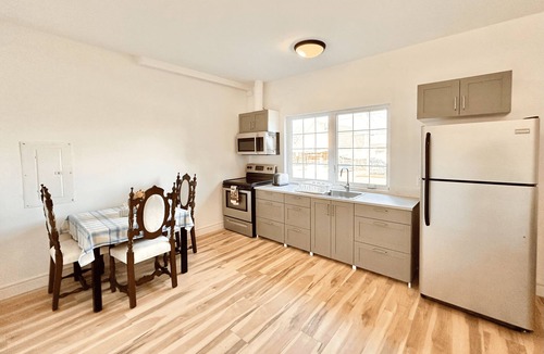 Port Colborne Apartment | Charming Apartment by the Canal and Beaches!