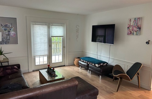 Cobourg House | Charming Cobourg Escape: Steps from the Lake and Downtown