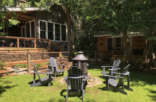 Minden Cottage | Charming Cottage with: Hot Tub; Deck; Wi-Fi; A/C; BBQ; Firepit; Dock: Pets OK!