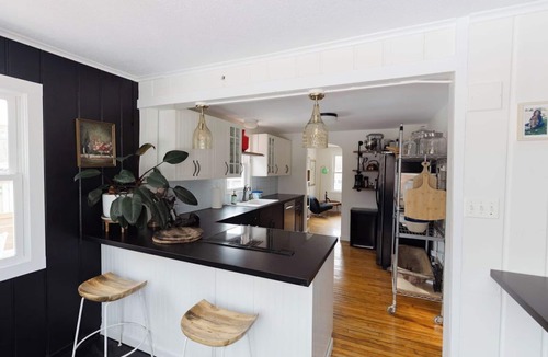 Minnetonka House | Charming & Cozy 2-Bedroom Retreat Near Lake Minnetonka – Perfect family place