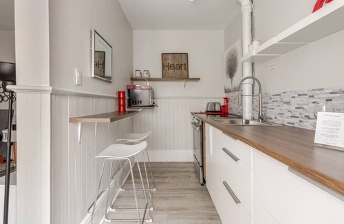 Perth Apartment | Charming European-Style Studio in the Heart of Downtown Perth