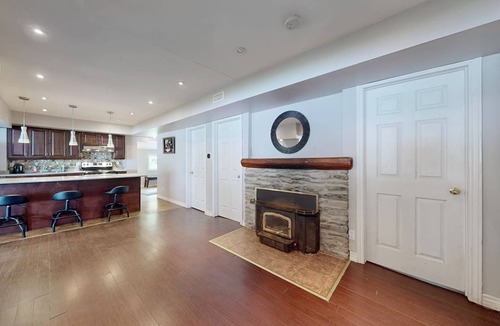 Kirkfield House | Charming Lakeside Cottage !