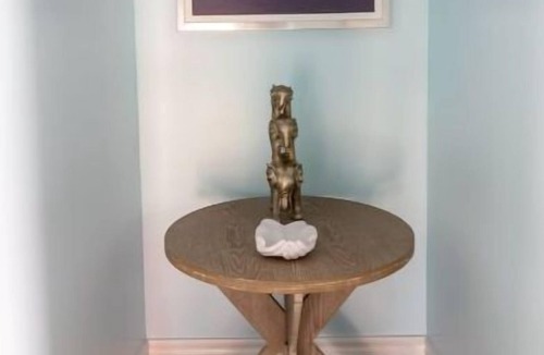 Saint Thomas Apartment | *Charming* Living in DT Heritage Home w/ Balcony