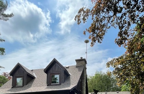 Caledon House | Charming Log Home - 25 private acres in Caledon