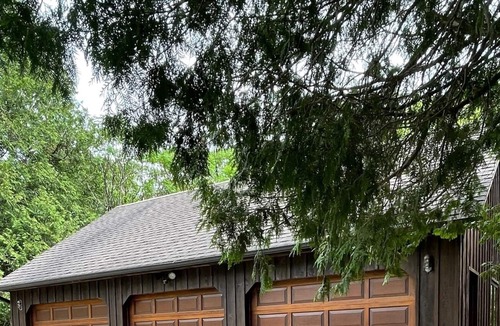 Caledon House | Charming Log Home - 25 private acres in Caledon