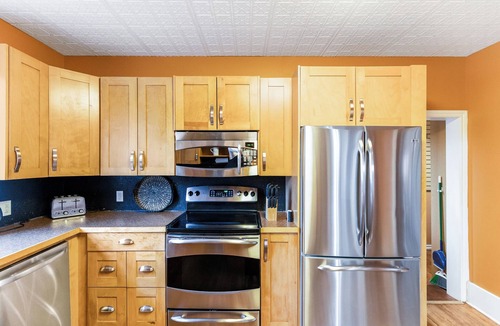 Manitoulin District House | Charming & Spacious 5BR Home w/SwimSpa in Little Current on Manitoulin Island