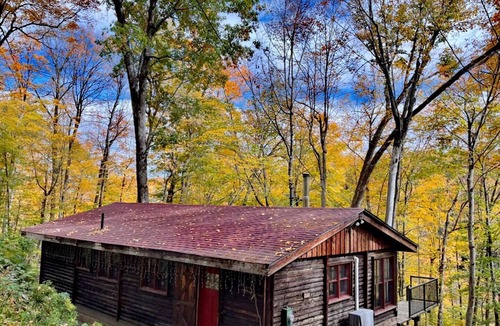 Greater Madawaska Cottage | Charming waterfront cottage @serene natural beautyn