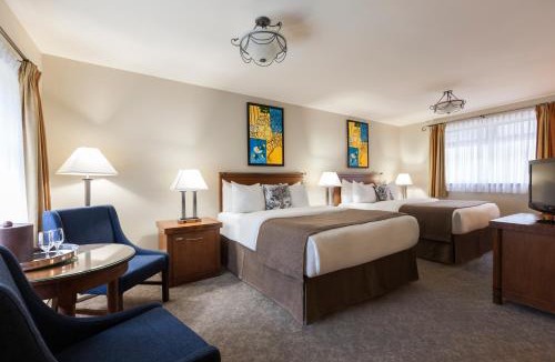 Downtown Montreal Hotel | Chateau Versailles
