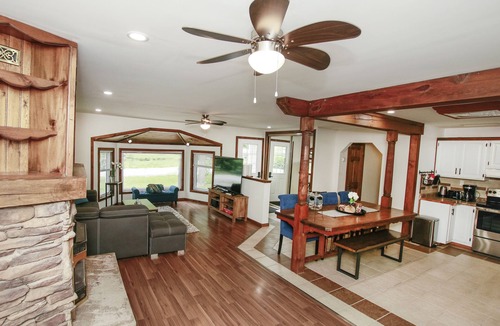 Tay Cottage | Cheerful 4-bedroom cottage in nature setting
