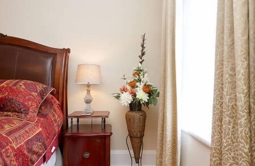 Caledon Hotel | Cheltenham Suites