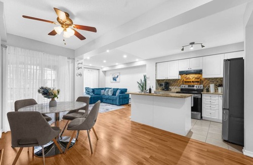 Ajax House | Chic 2BR House, Newly Renovated, Central Spot