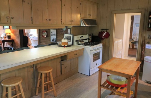Kennebunk House | Classic Beach Cottage - 6/27-7/3 - HUGE DISCOUNT - 3,850 dollars - 6 nights