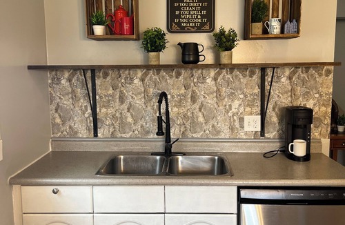 Marathon House | Clean, quiet, and centrally located four bed and two bath-Heart of Marathon