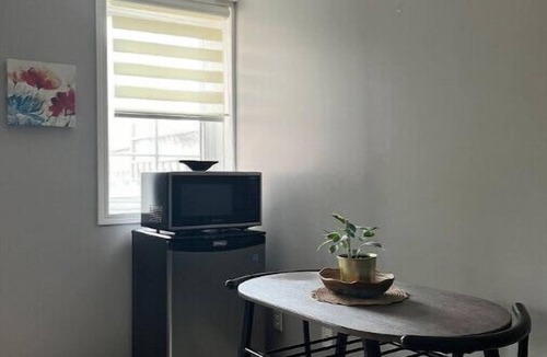 Whitby House | Clean, spacious, poolside entire lower level aptnn